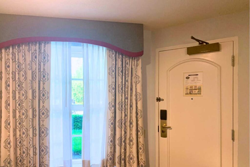 Port Orleans Riverside hotel room window and front door